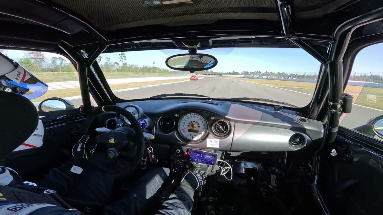 Crash bei der NATC - Hockenheim Mini - Team B