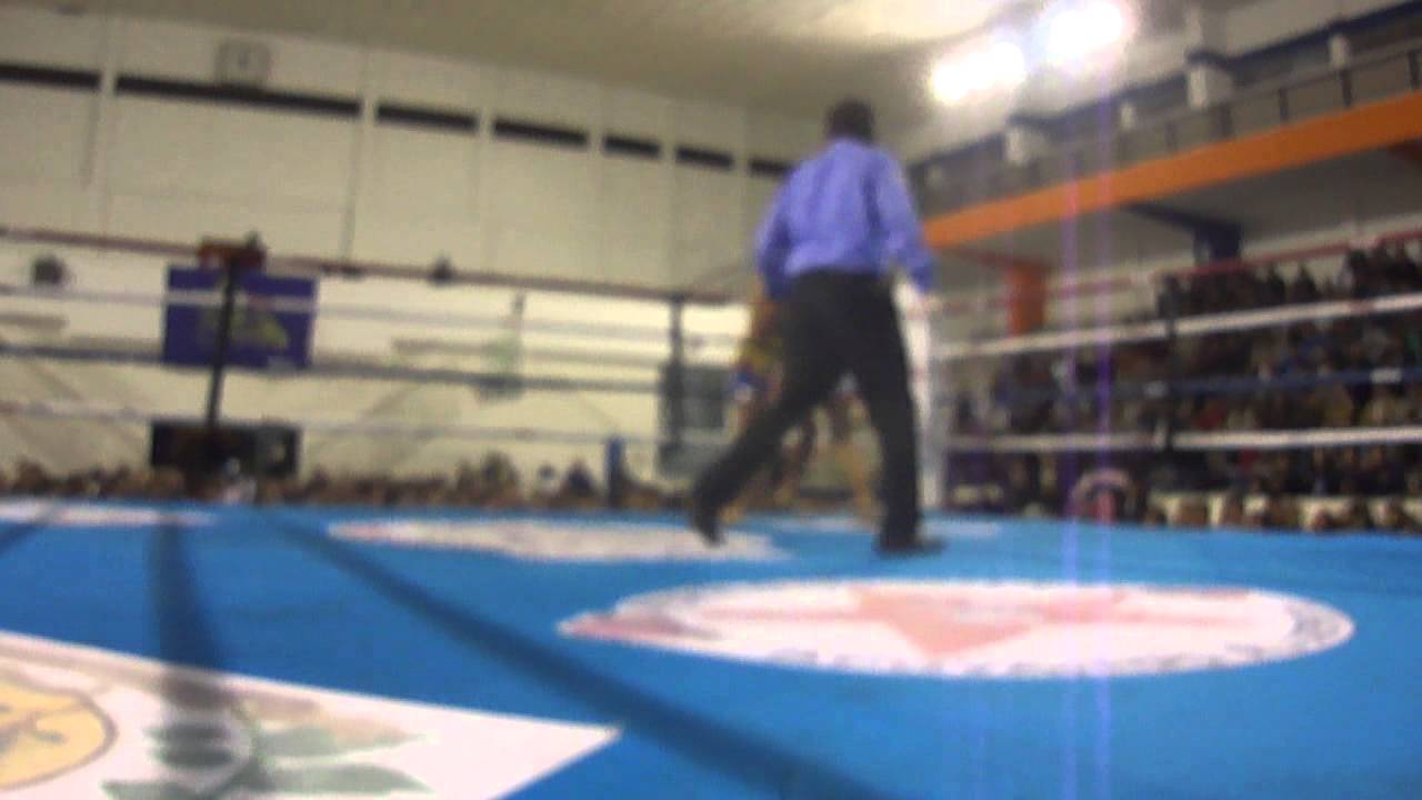 Tres titulos mundiales: Fito Berrocal vs Alejandro Pereira (4to round)