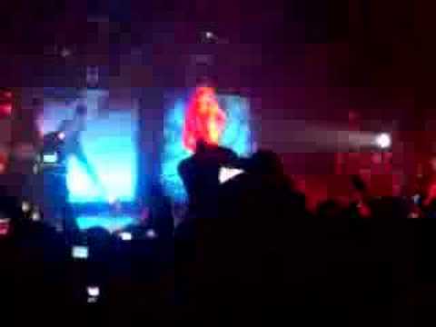 Paramore- Emergency