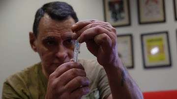 Administer Naloxone (Prenoxad)