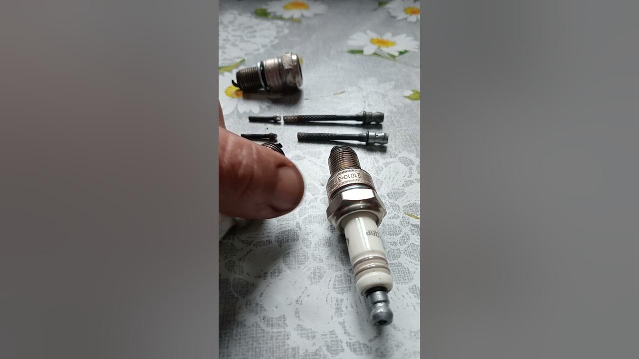 Мерседес свечи 4 цилиндровый. Свечи сухие карбюратор. Свечи зажигания hyundai tucson 2005 года. Свеча не работает в цилиндре. Zephir 950 какая свеча.