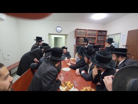 א שמועס מיט'ן ראש ישיבה שליט''א - גבאים - ה' אמור תשפ''ג טבריה - R' Yoel Roth