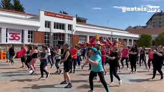 Fiesta en el centro cívico Iparralde por su 35 aniversario