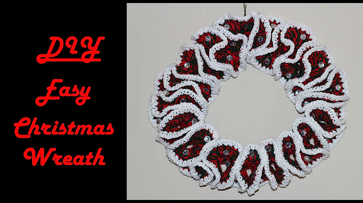 Learn Crochet for Beginners: Make a Festive Christmas Wreath!