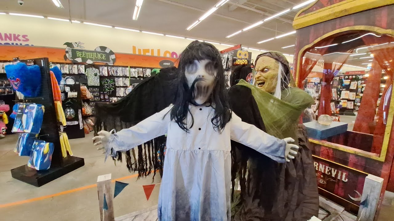 Spirit Halloween 2024 Store Tour #3 Abandoned 99 Cents Store (Mesa Arizona)