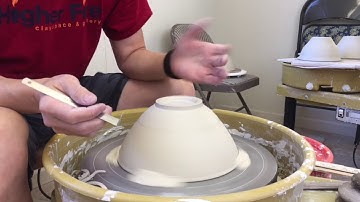 329. Trimming a 3-Lb Bowl with Hsin-Chuen Lin 林新春 大碗公修坯示範