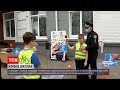 Новини України: 1 вересня поліцейські підуть до шкіл навчати дітей