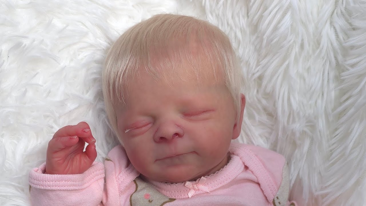 SOLE Lillie by Olga Auer