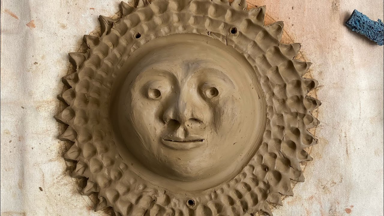 Use a Wet Box to Keep Clay Workable