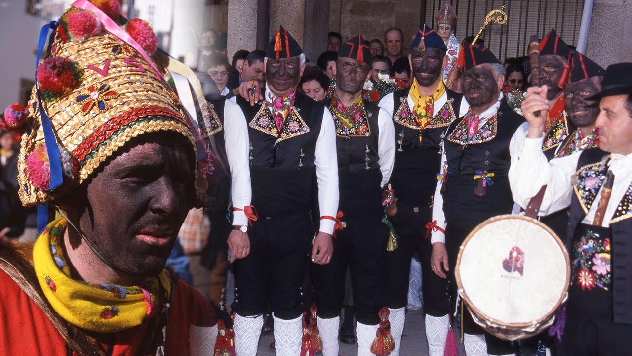 Fiesta de los Negritos de Montehermoso. Noche de las Candelas | Fiestas y Tradiciones de España