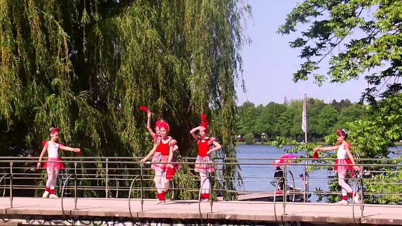 Kasatschok an der Maschsee-Quelle /Ballettschule Irina Feigin, Hannover/