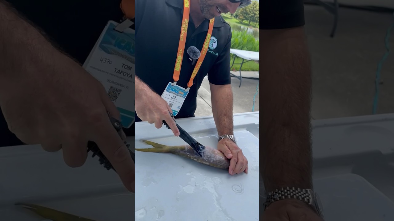 Fish scale remover tool - Hydroscaler - garden hose attachment 