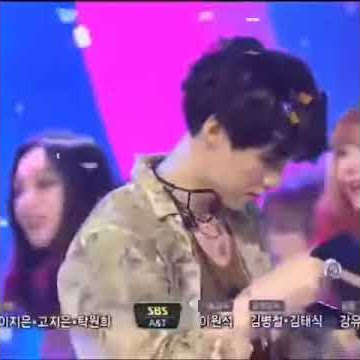 Ah...look how sincere yoongi when he-