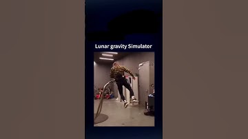 LUNAR GRAVITY SIMULATOR.#physics #physicsfacts #trendingshorts #howphysicsworks