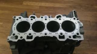 Cylinder sleeve support
