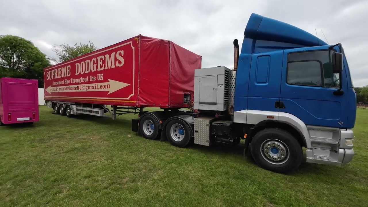 Bert Holland's Funfair Building Up | @ The Lawn Sutton In Ashfield 2025