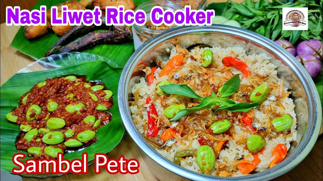 Рис из рисоварки, плюс вонючий соус чили с фасолью и солёной рыбой педа. Опасно для тех, кто на д...