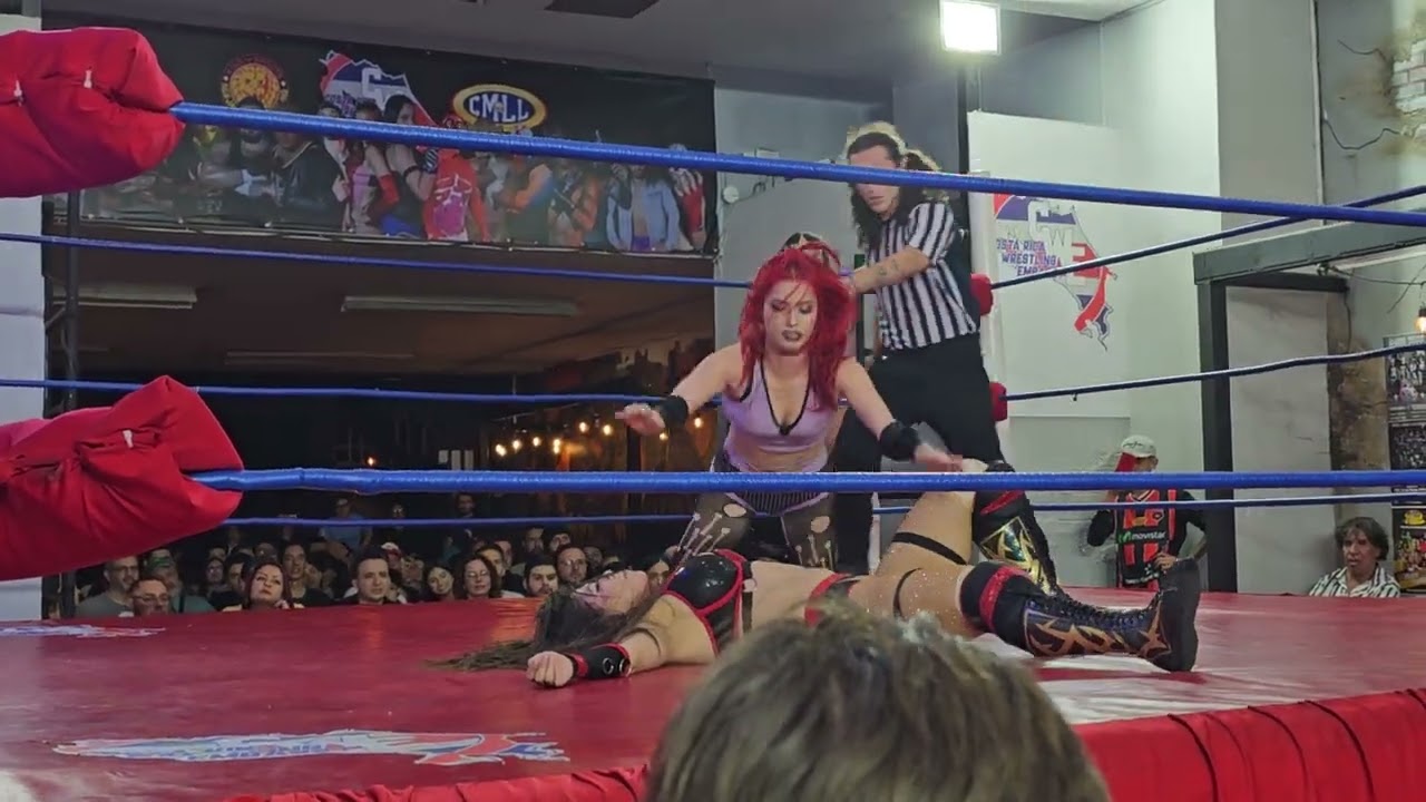 Reina Isis y Lluvia vs Sonya y Samantha Black | CWE Batalla Real