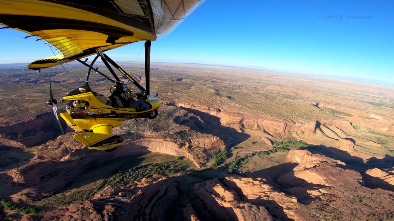 Beautiful "Canyon de Chelly", Navajo country with 5000 years history