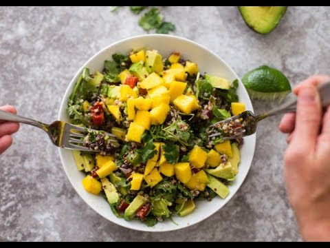 Video: Ensalada De Bacalao Con Mango Y Quinoa