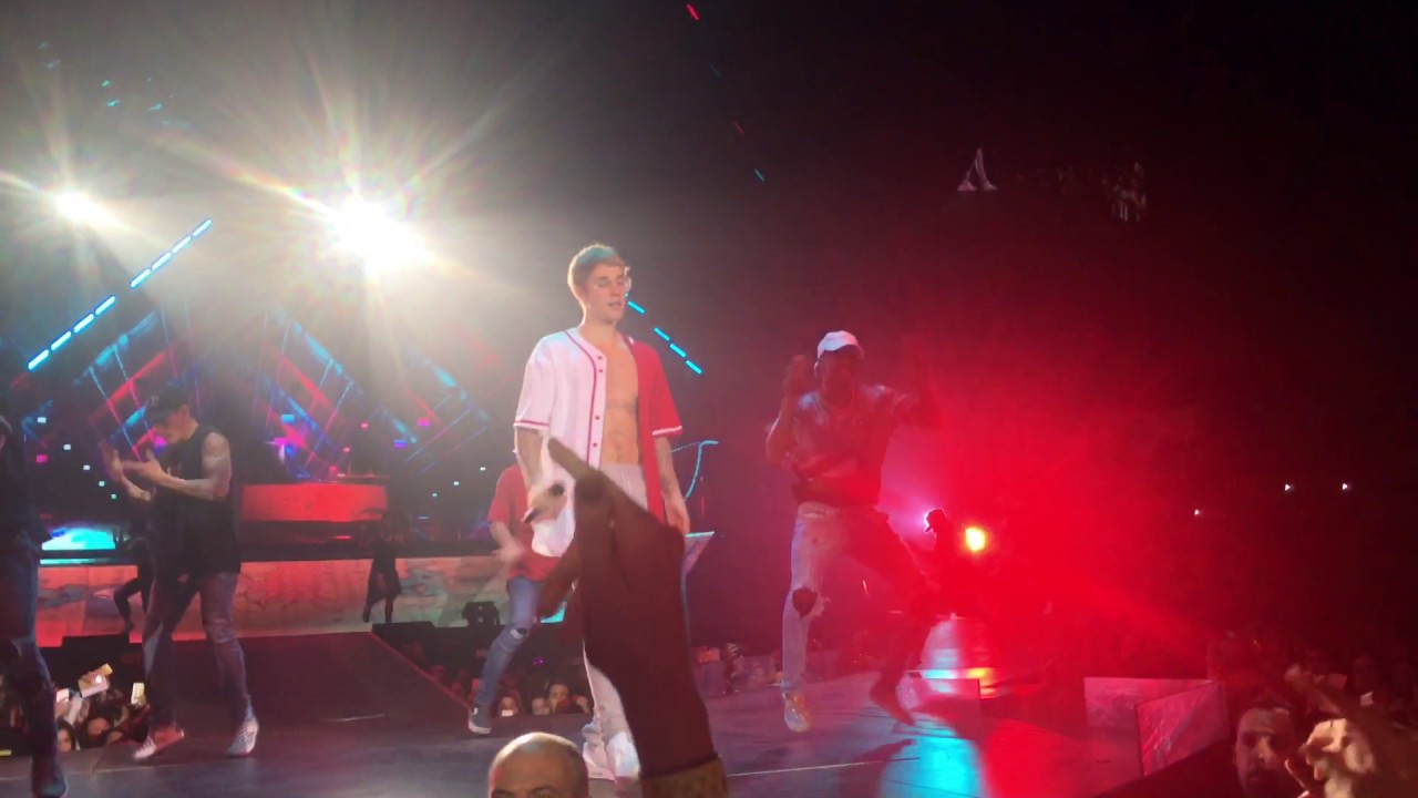 Justin Bieber (Purpose Tour Barcelona)  What Do You Mean? live in Barcelona