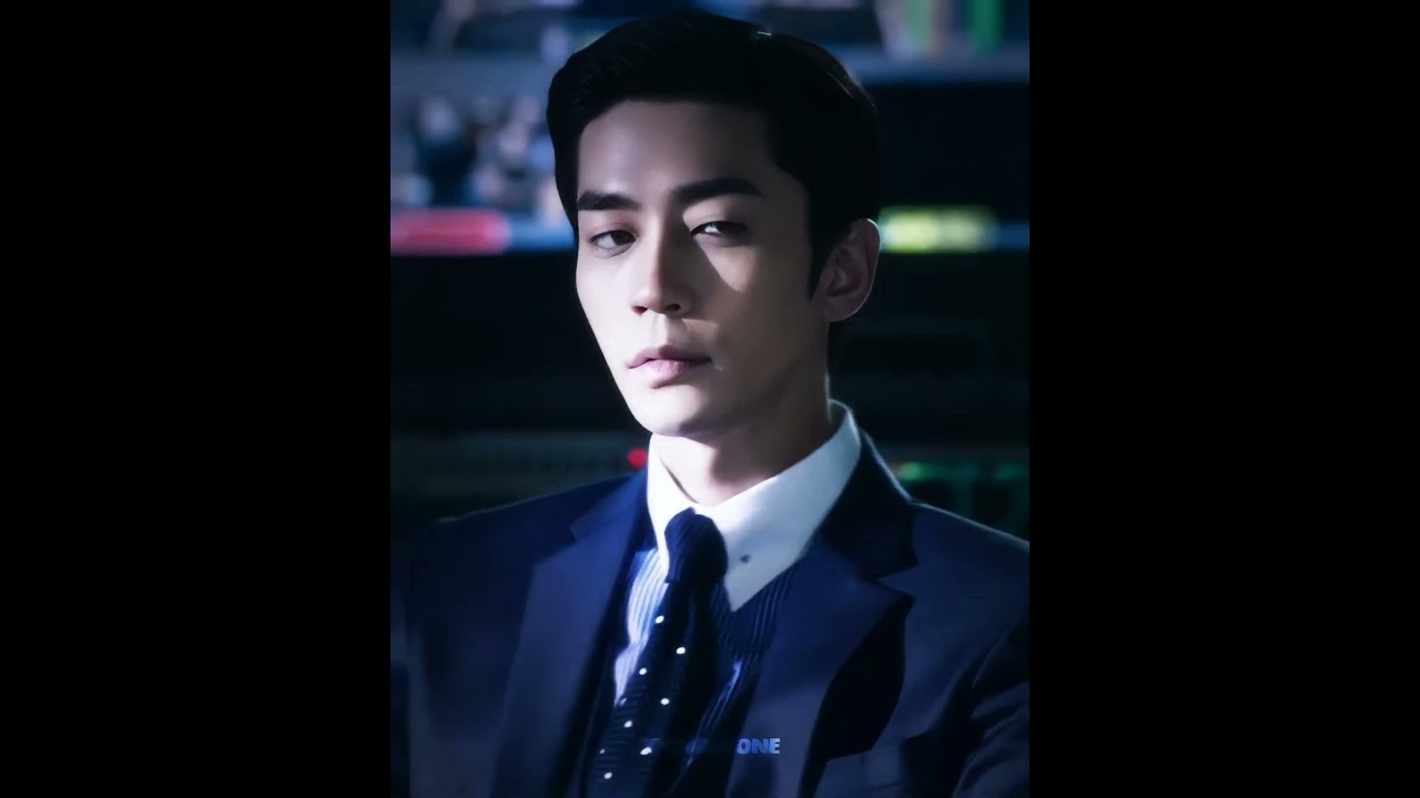 Comp Yokoya vs Classroom of the Elite #debate #anime