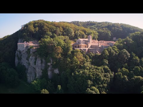 Video: La Verna Sanctuary and Pelgrimage Site in Toskane