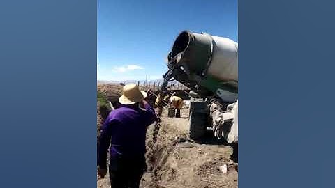 3.5 Yard Self Loading Concrete Mixer Truck LUZUN