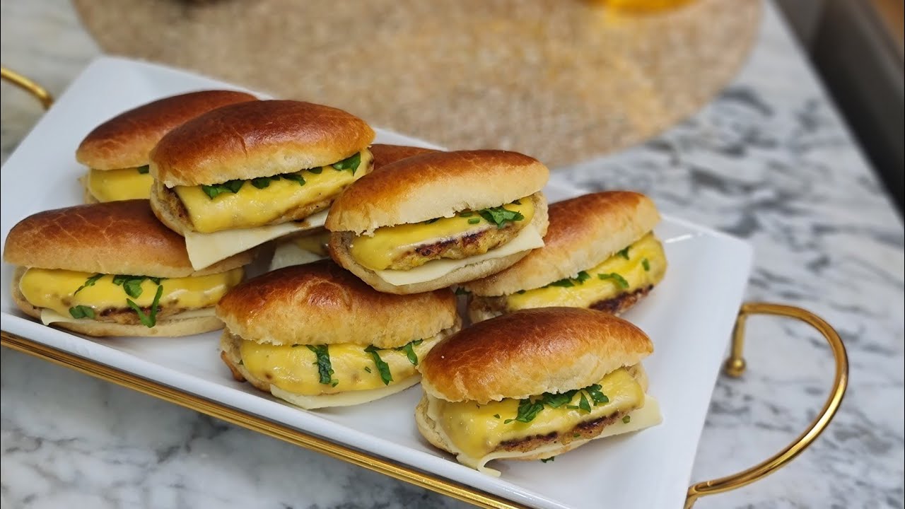 بريوش صالي خفيف كالقطن،بيتزا 🥖🌭🍕🧀