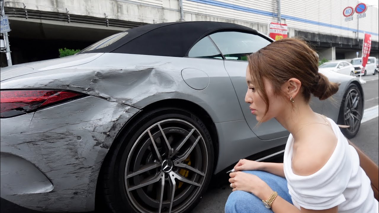 買ったばかりの新車でいきなり事故しました。