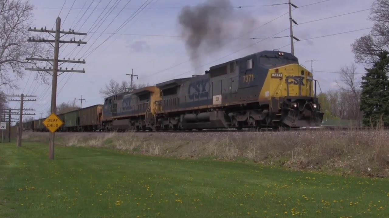 Rare & Weird Train Horn Compilation