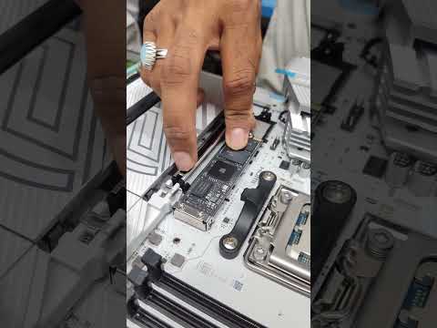 SSD Installation_predator GM7000 2TB #gamingpc #gaming #virelshort #speed #shorts #pcbuild