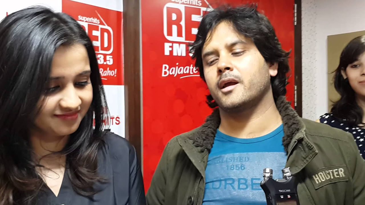 Singer Javed Ali jams with RED FM listener