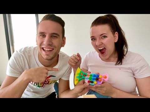 ON TESTE LE POP IT avec du NUTELLA ! On est SURPRIS ! (En couple)
