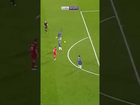 Take a bow, Raheem Sterling! 😮 #chelseafc #facup #raheemsterling #shorts