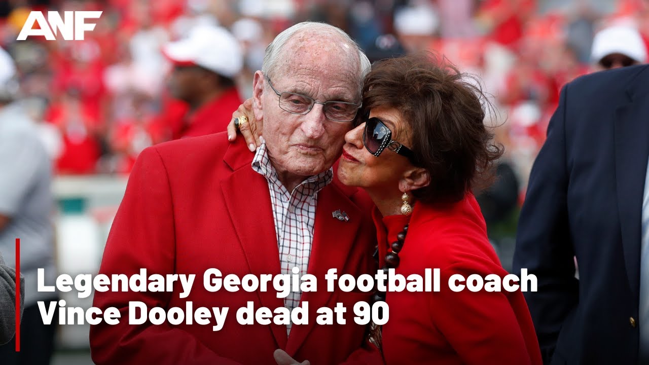 Legendary Georgia football head coach Vince Dooley dies at the ...