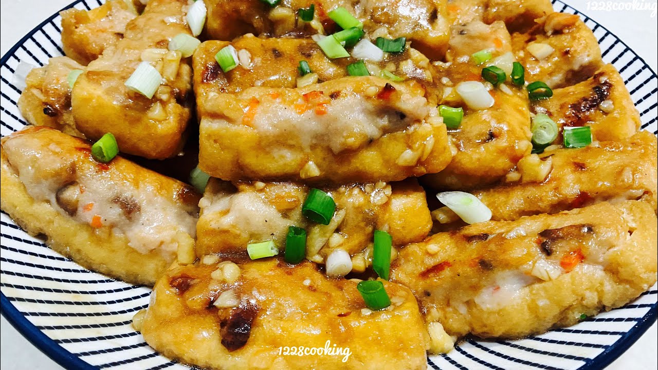 Delicious stuffed fried bean curd puffs with a soft & spongy texture. A