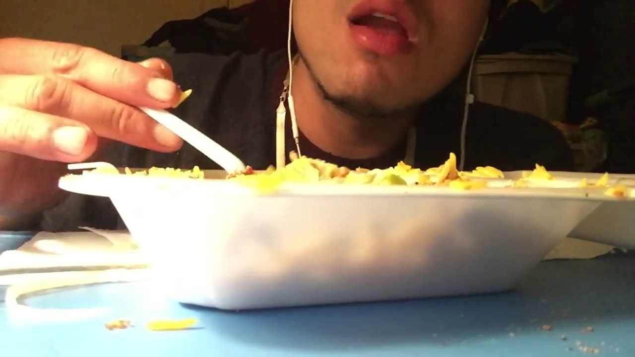 Халяльная еда: звуки поедания курицы с рисом ASMR