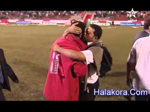 ابو خديجة يقوم بصفع العامري