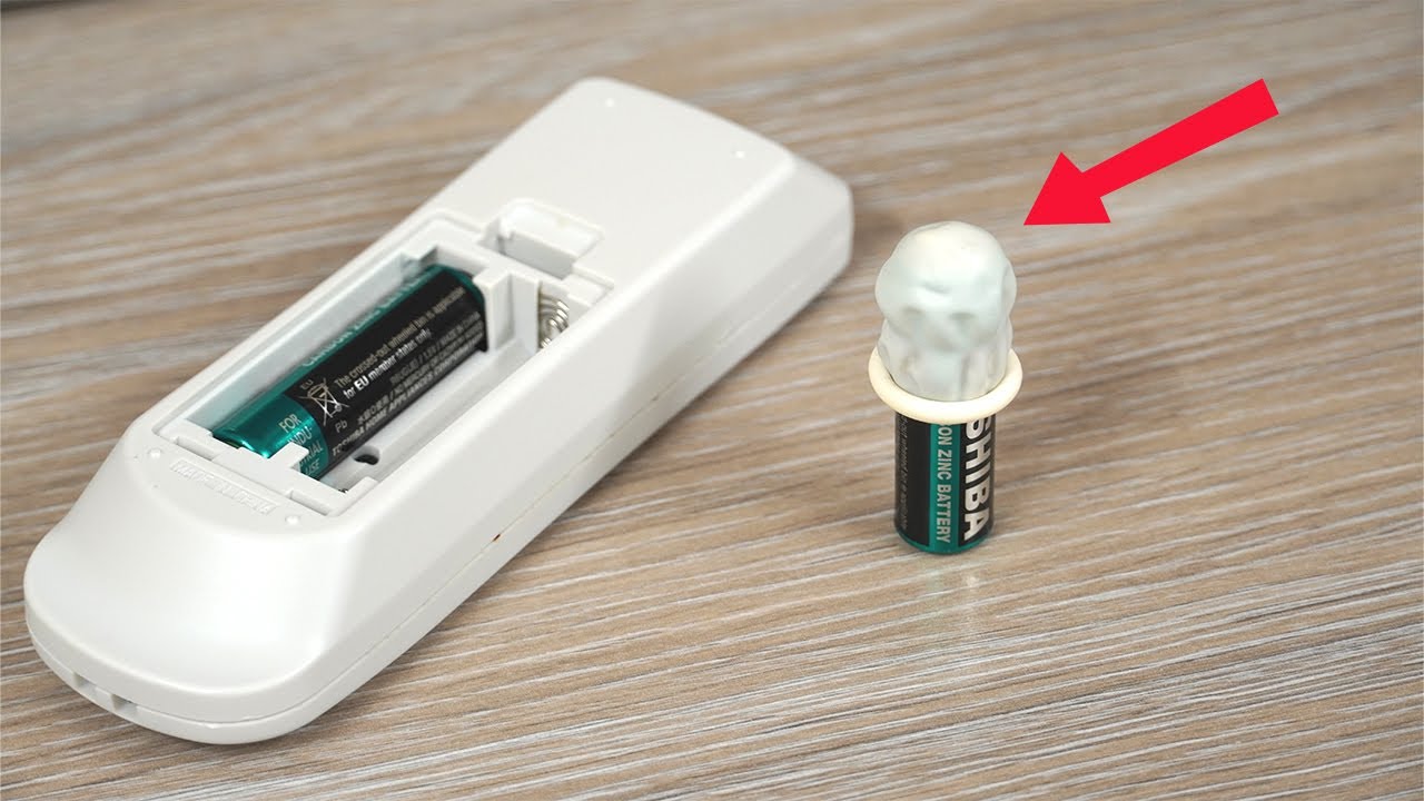 Snapped Remote Control How Fix Even the rich do that! Fix the remote control! How to repair any TV ...