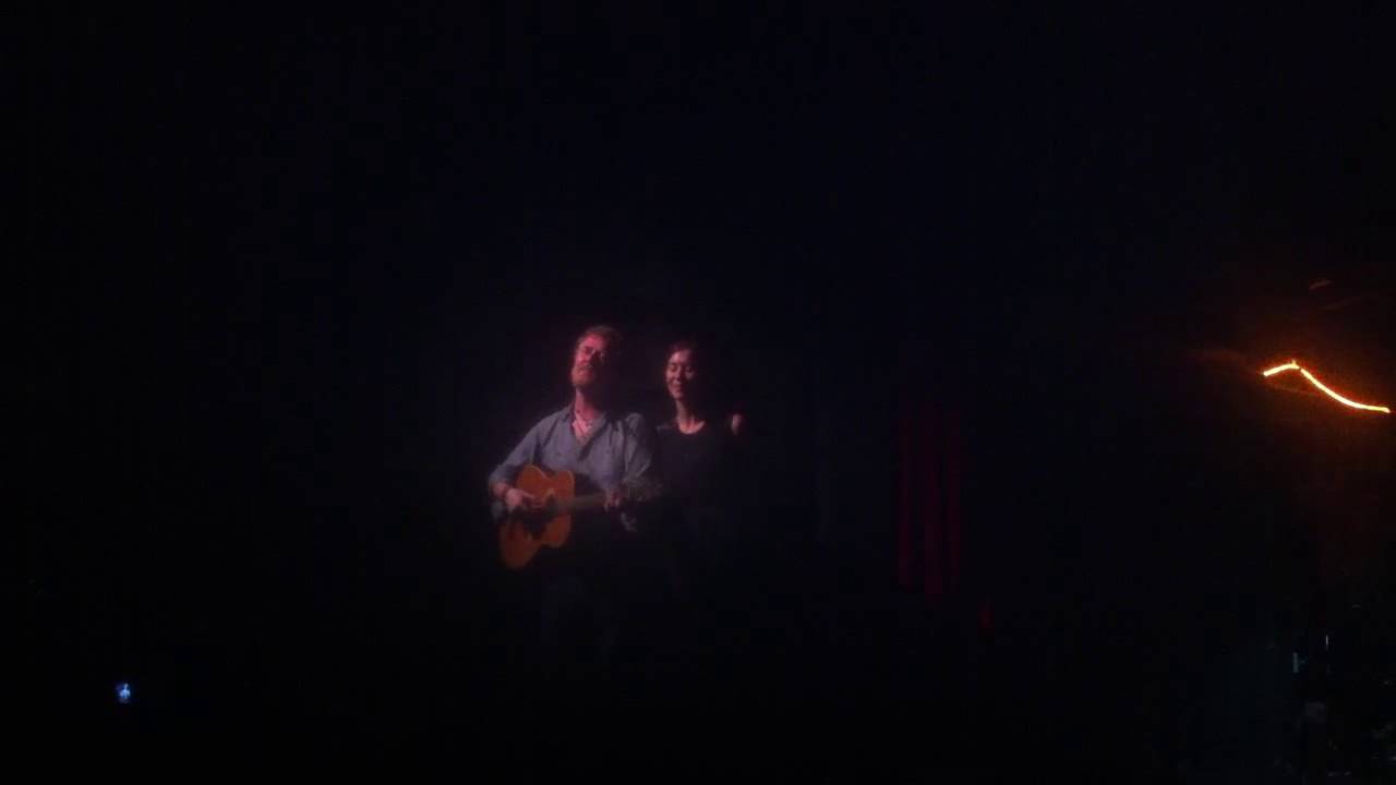Glen Hansard & Lisa Hannigan - Falling Slowly - Paris 2012