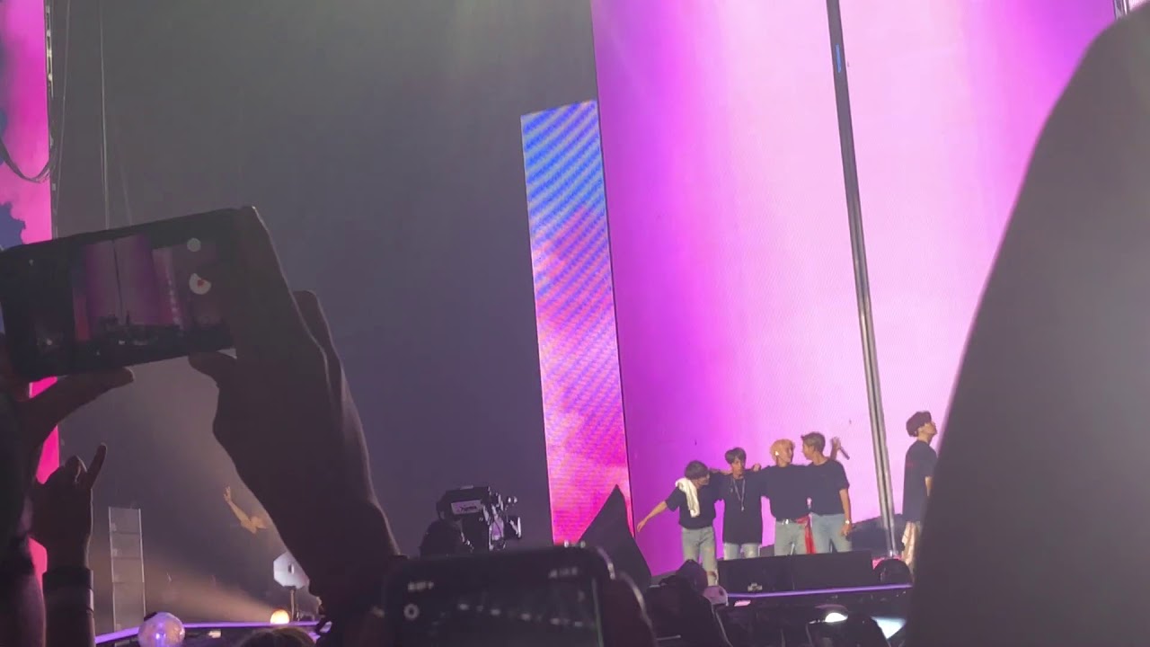[FANCAM/직캠] 180909 BTS LOVE YOURSELF TOUR DAY 4 IN LA - Final Goobyes