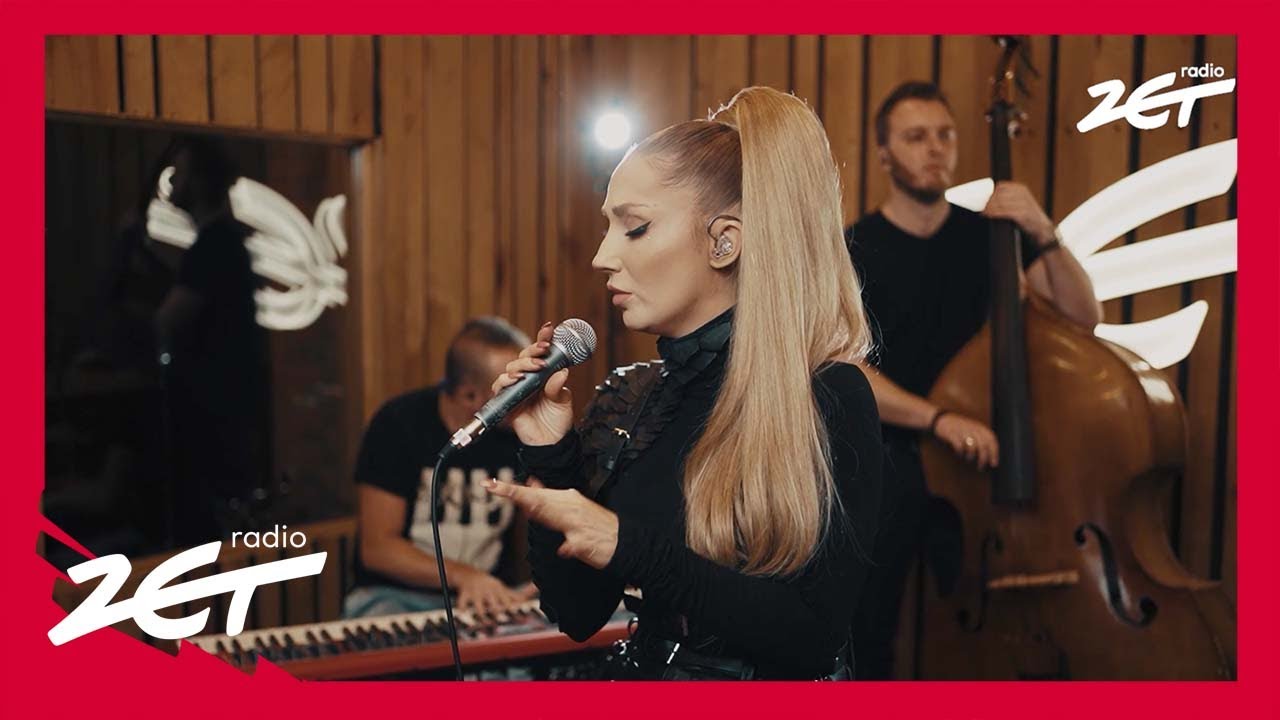 Cleo - Valerie (Mark Ronson & Amy Winehouse cover) | 