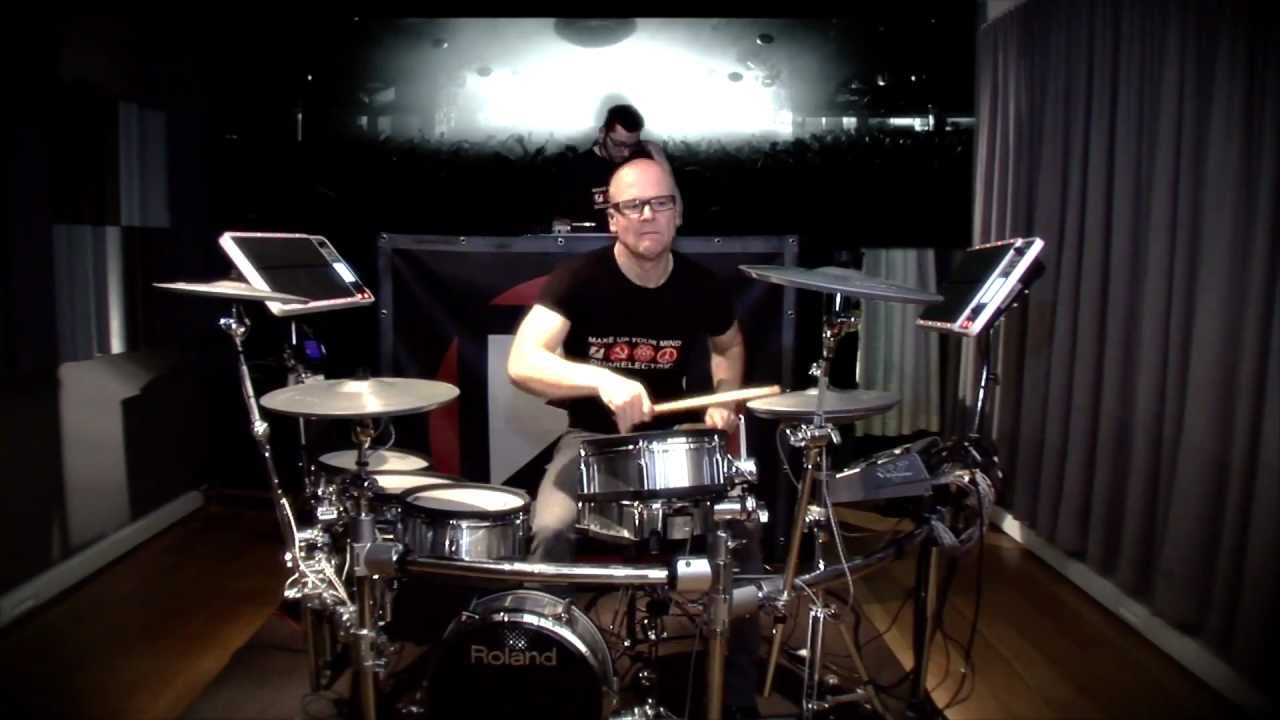 SquarElectric - Internet Mash Fight