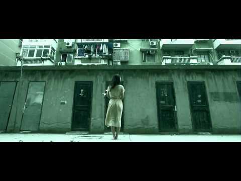《寄居人》正片-0003