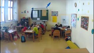Harlem shake at elementary school