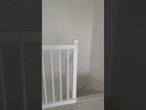 Video afspelen: Nieuwbouw Zuidland | Renovlies behangen en sauzen | Video Review 774 - Behangservice Nederland