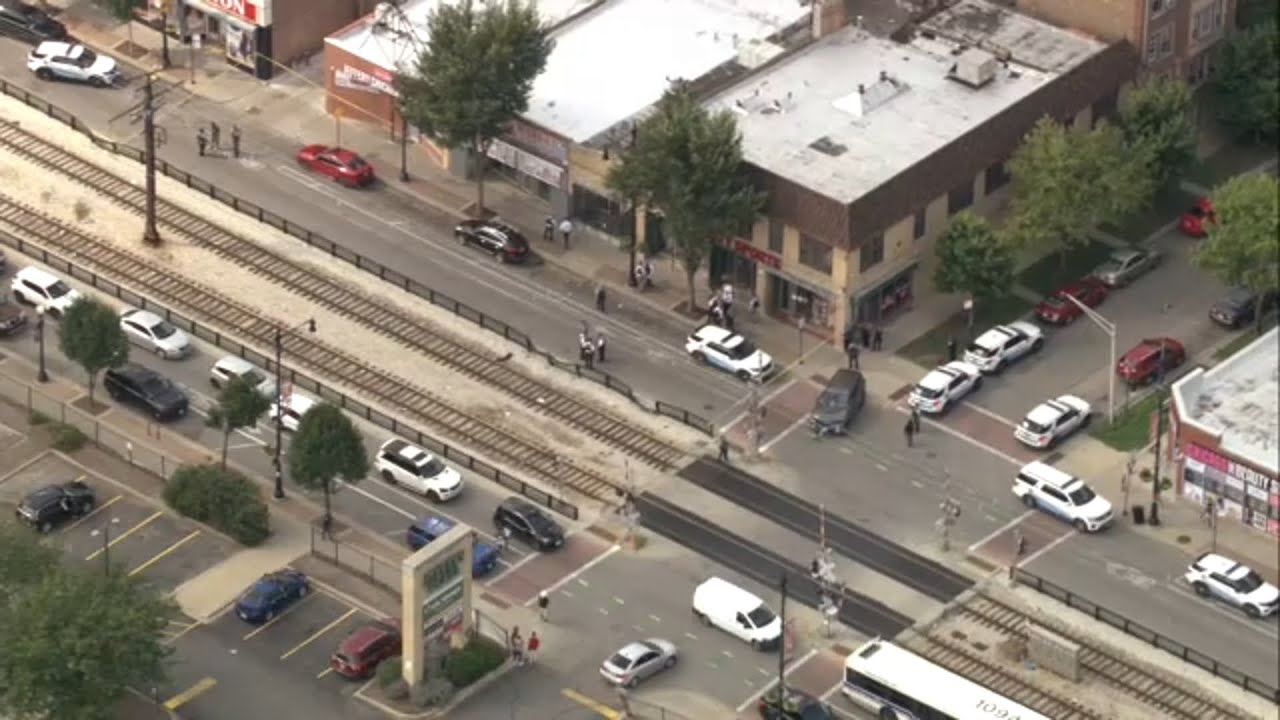 LIVE: Chopper 7 over Chicago police-involved shooting scene on South Side