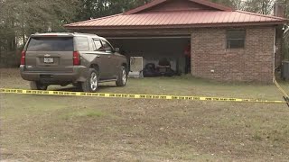 Deputies: Grandfather stabbed by adult grandson in Baker County