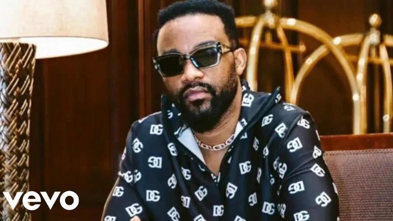 Fally Ipupa feat Viviane Chidid Se relever nouveau (Clip Officiel)